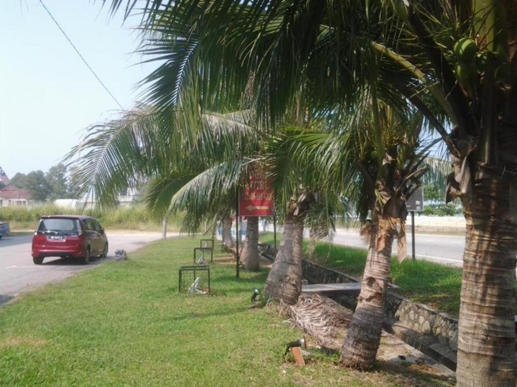 Sea Front Hotel פורט דיקסון מראה חיצוני תמונה