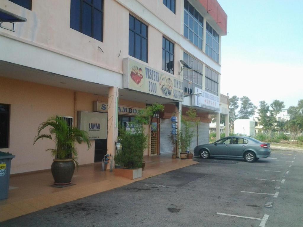 Sea Front Hotel פורט דיקסון מראה חיצוני תמונה