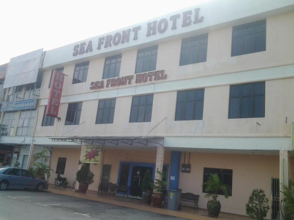 Sea Front Hotel פורט דיקסון מראה חיצוני תמונה