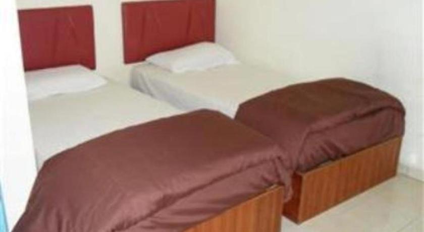 Sea Front Hotel פורט דיקסון מראה חיצוני תמונה