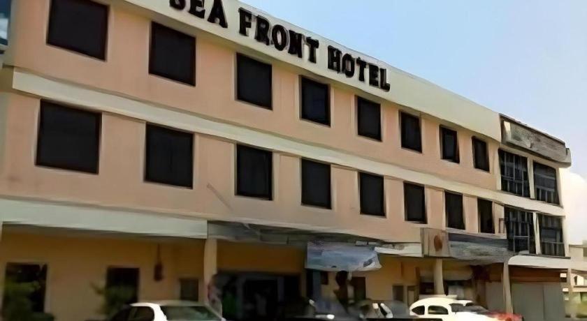 Sea Front Hotel פורט דיקסון מראה חיצוני תמונה