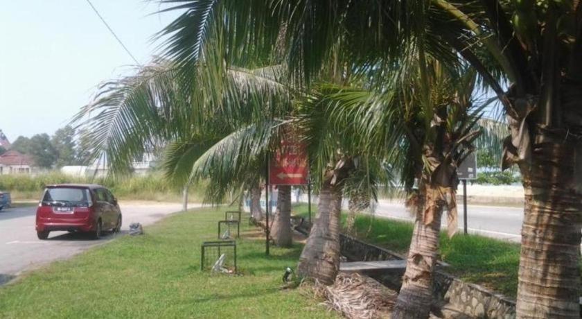Sea Front Hotel פורט דיקסון מראה חיצוני תמונה